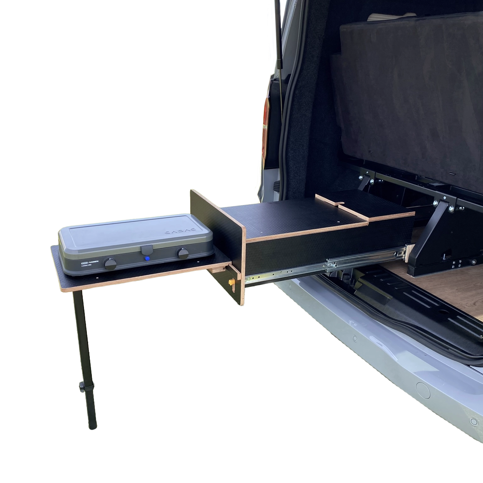 Mobiframe rear cook station