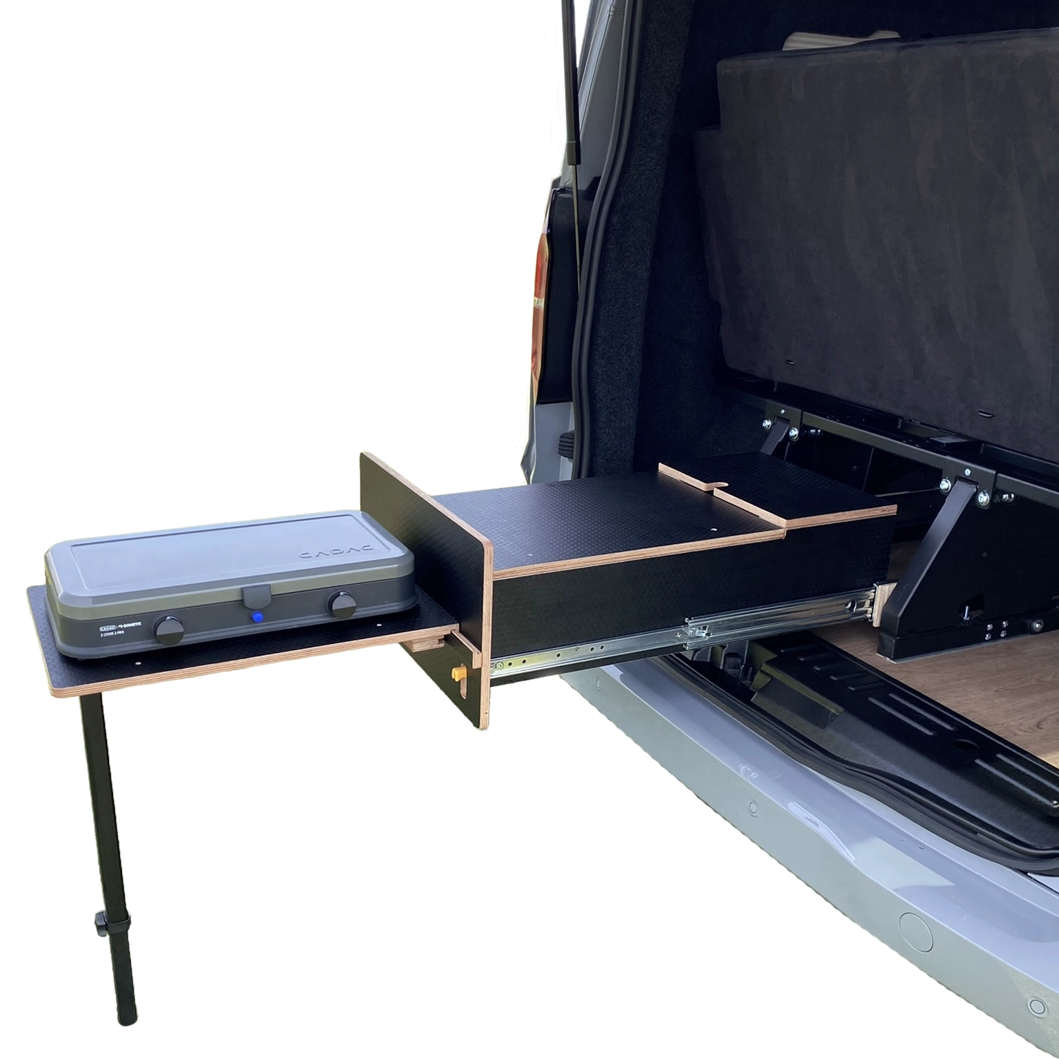 Mobiframe rear cook station